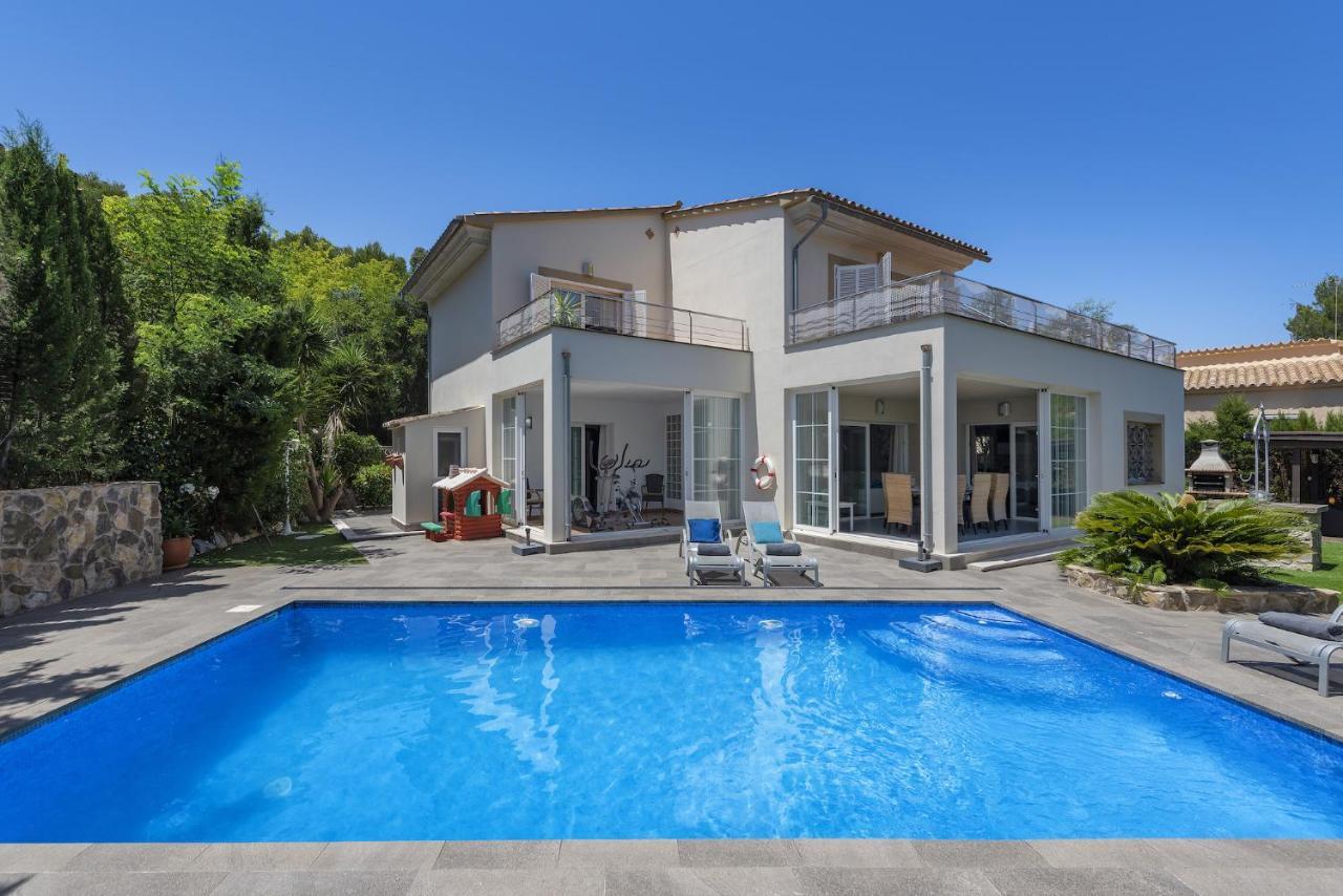 Elena Villa